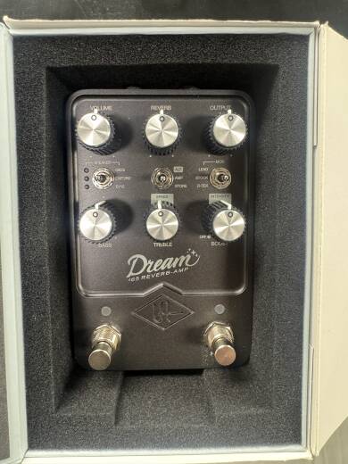 Gear Hunter | Universal Audio - UAFX Dream '65 Reverb Amplifier Pedal